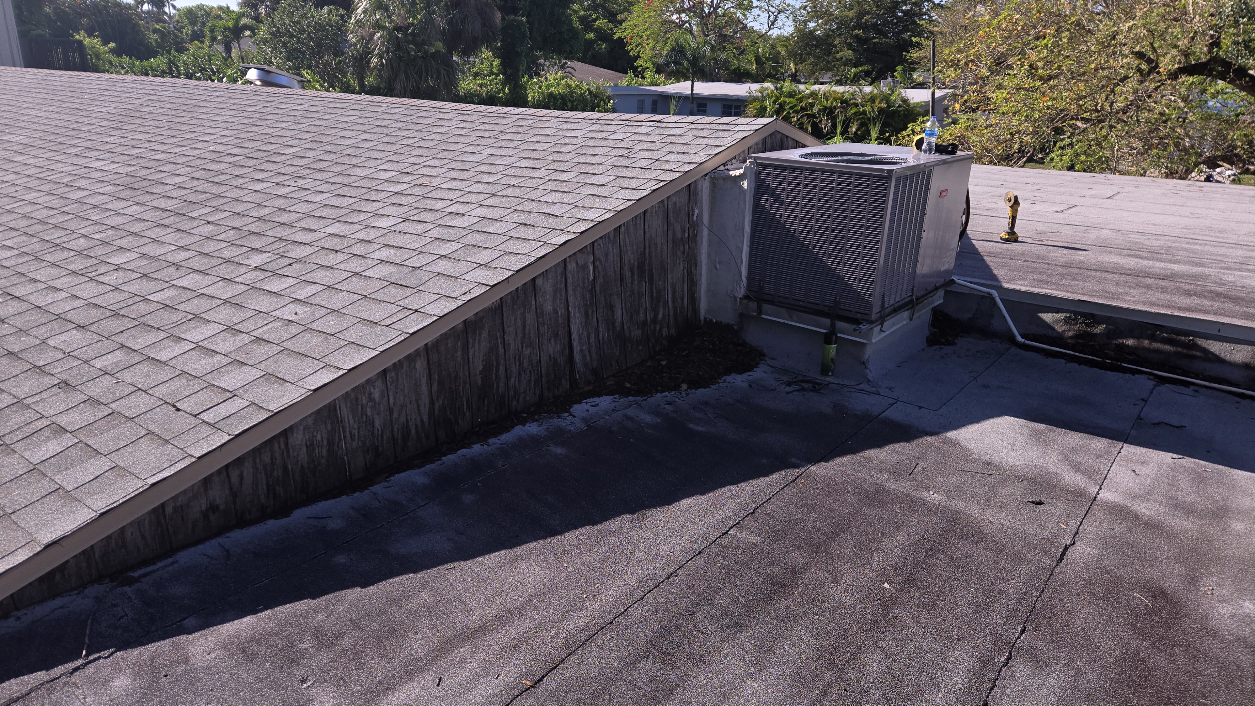 Molding work by BOLT FT handyman in Los Angeles